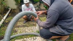Pekerjaan sedot WC